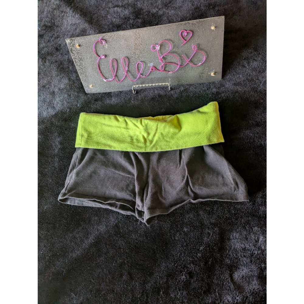 ""EUC no boundaries black neon yellow roll over shorts XS